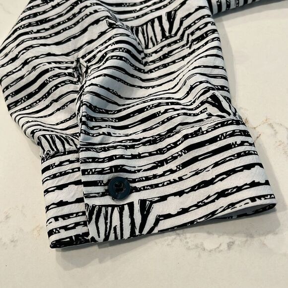 Chico's Zebra Print B&W LS Blouse - Picture 6 of 12